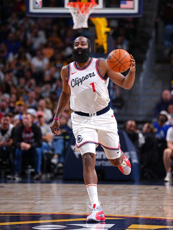 快船主控表现抢眼带队逆转掘金取得胜利的简单介绍 快船主控表现抢眼带队逆转掘金取得胜利的简单介绍