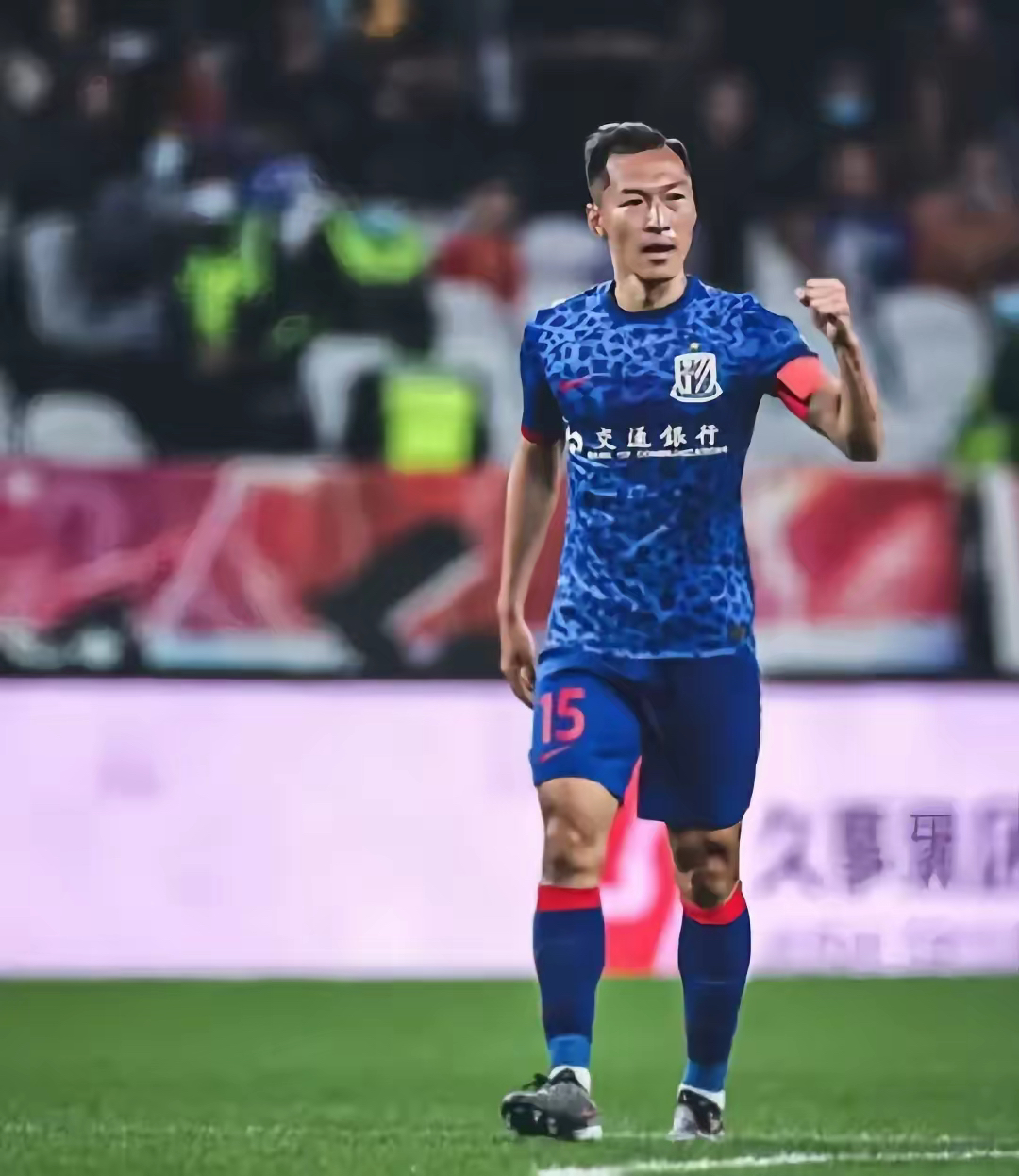 爱游戏大厅-关于球队队长发表感言，号召球员团结一心迎接挑战的信息