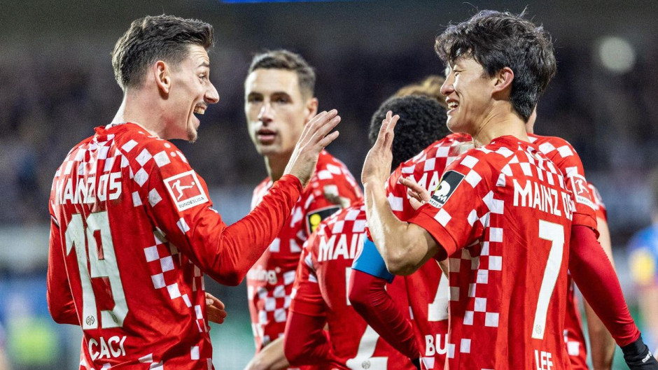 包含法兰克福前锋状态火热,预计下轮比赛取得进球的词条 包含法兰克福前锋状态火热,预计下轮比赛取得进球的词条