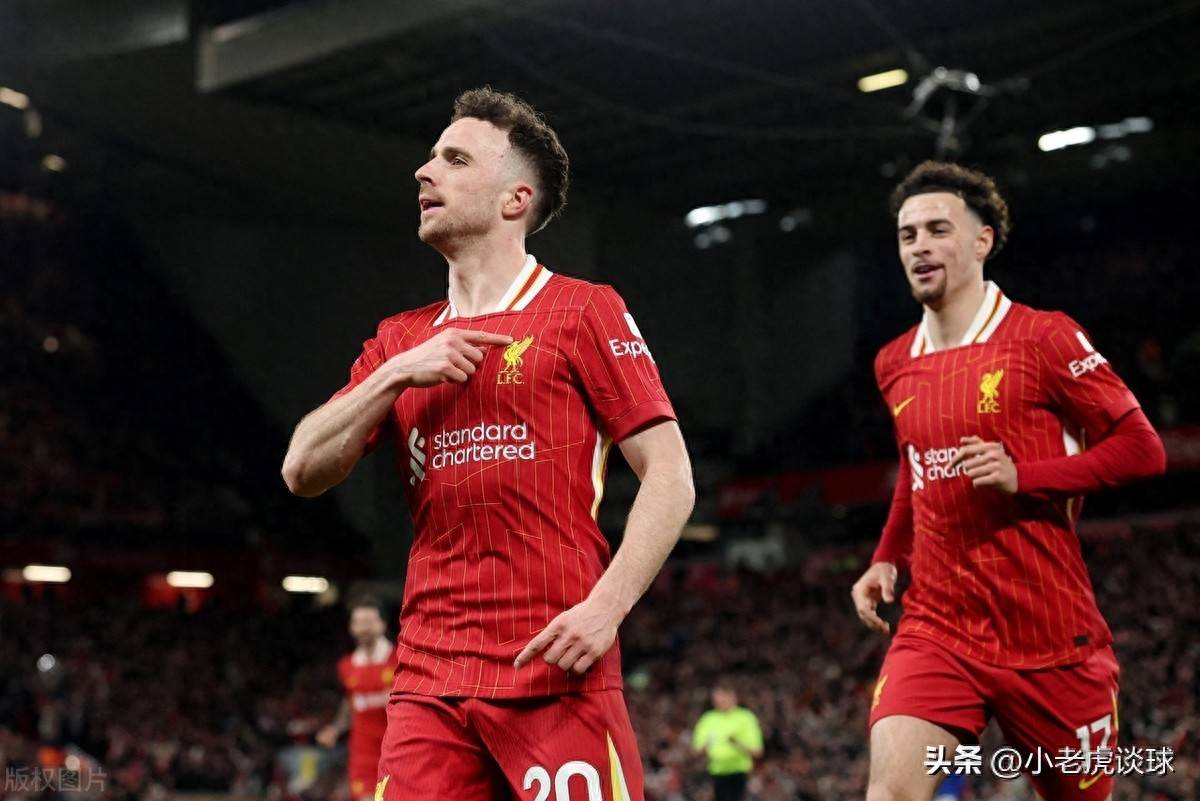 利物浦前锋连续进球，助球队斩首胜
