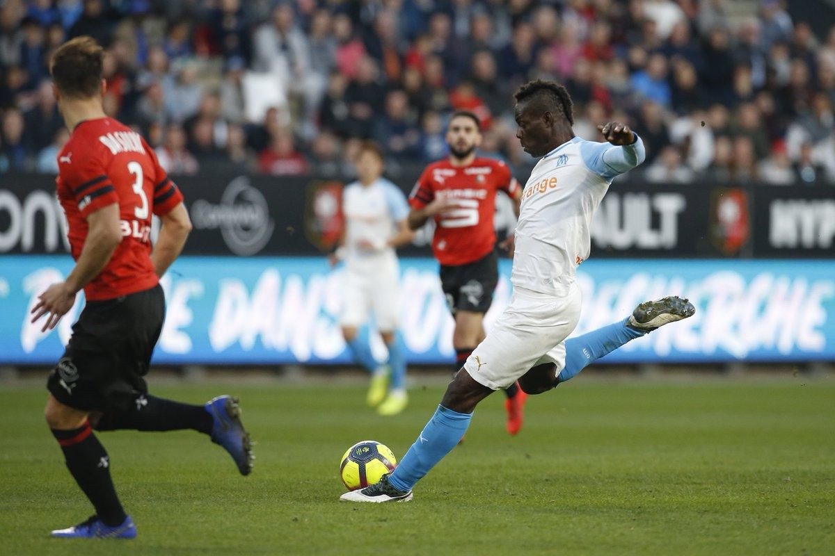 关于雷恩主场平局，战绩稳定保持积分优势的信息