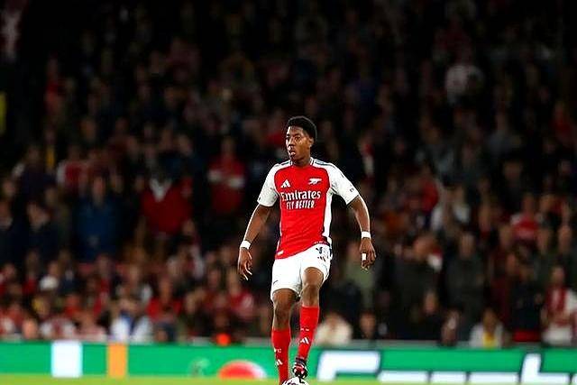 阿贾克斯表现抢眼，晋级之路势如破竹的简单介绍