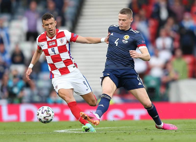 爱游戏APP-无懈可击，欧国联强队强势压制对手