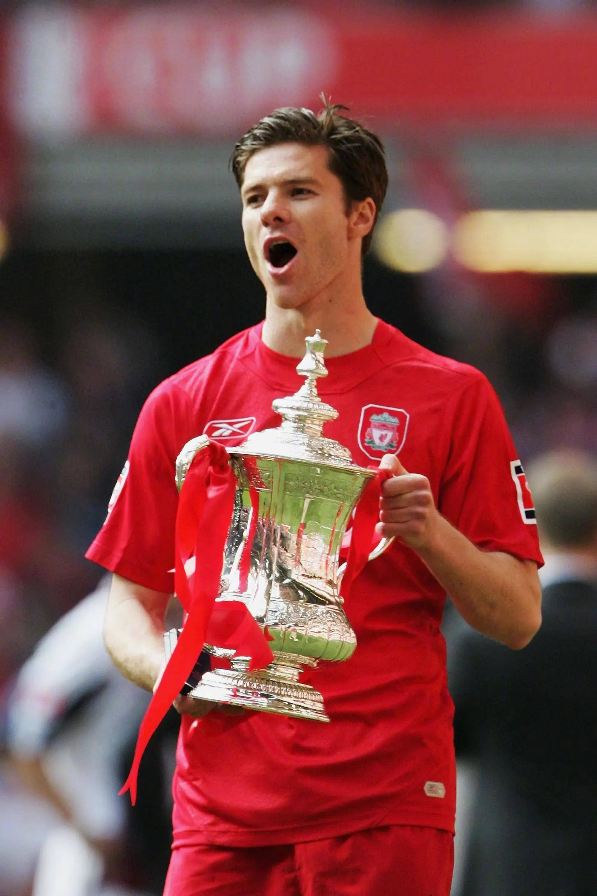 爱游戏娱乐-尤文图斯多点开花，对手难以抵挡进攻