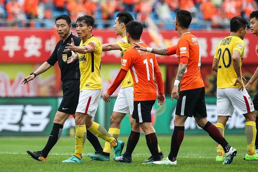 爱游戏入口-北京人和爆冷战胜广州恒大，积分榜连连得分的简单介绍