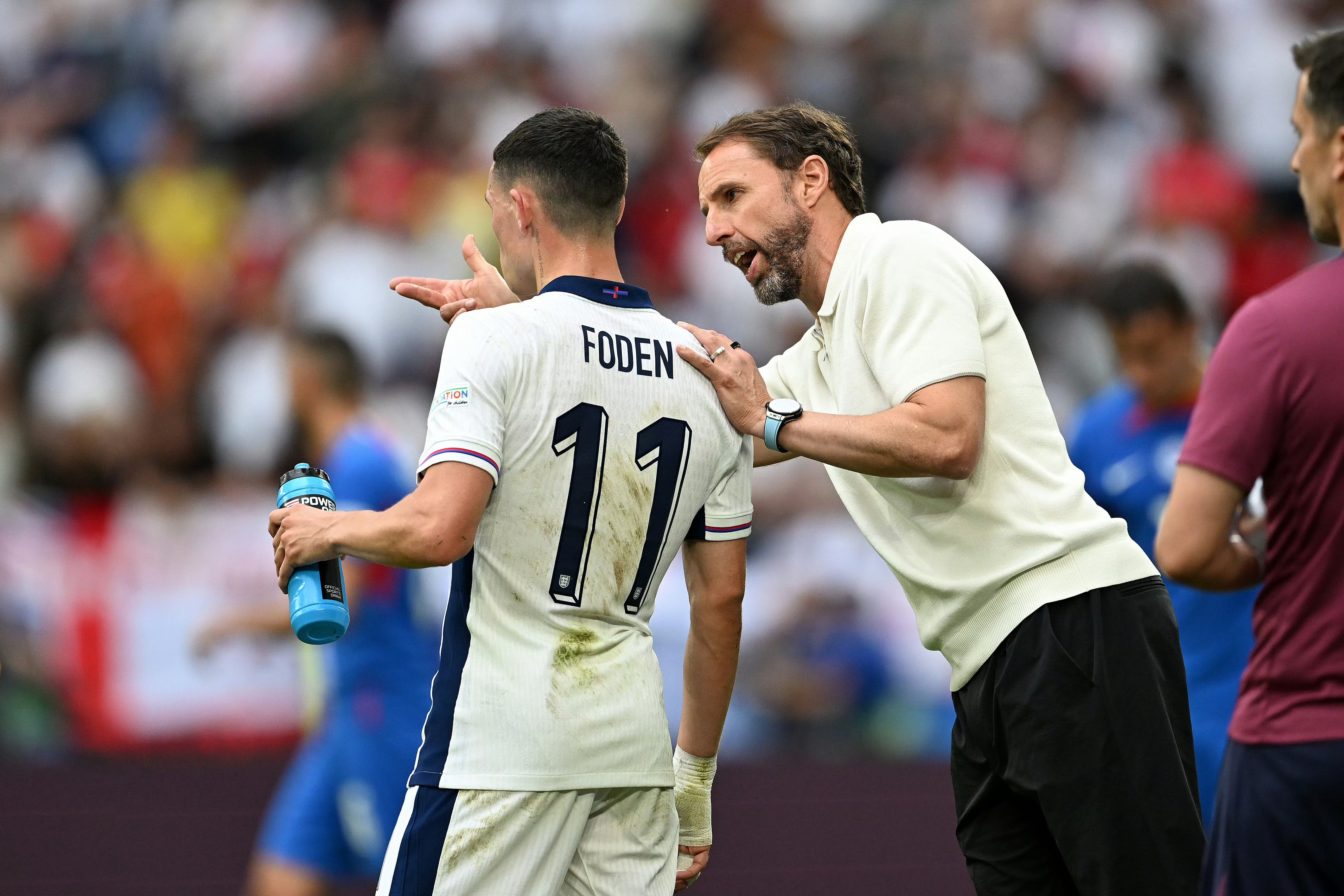 爱游戏官方入口-英格兰成功晋级半决赛