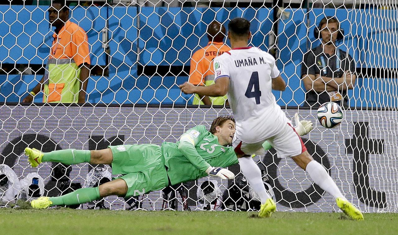 爱游戏下载-包含荷兰华裔守门员期待亮相面对挪威队的词条