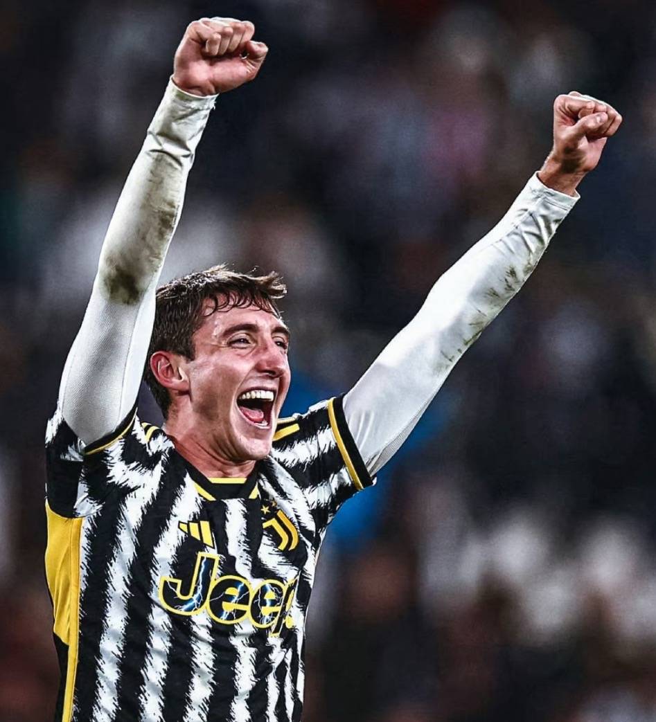 曼城全队进攻犀利，大胜尤文图斯晋级