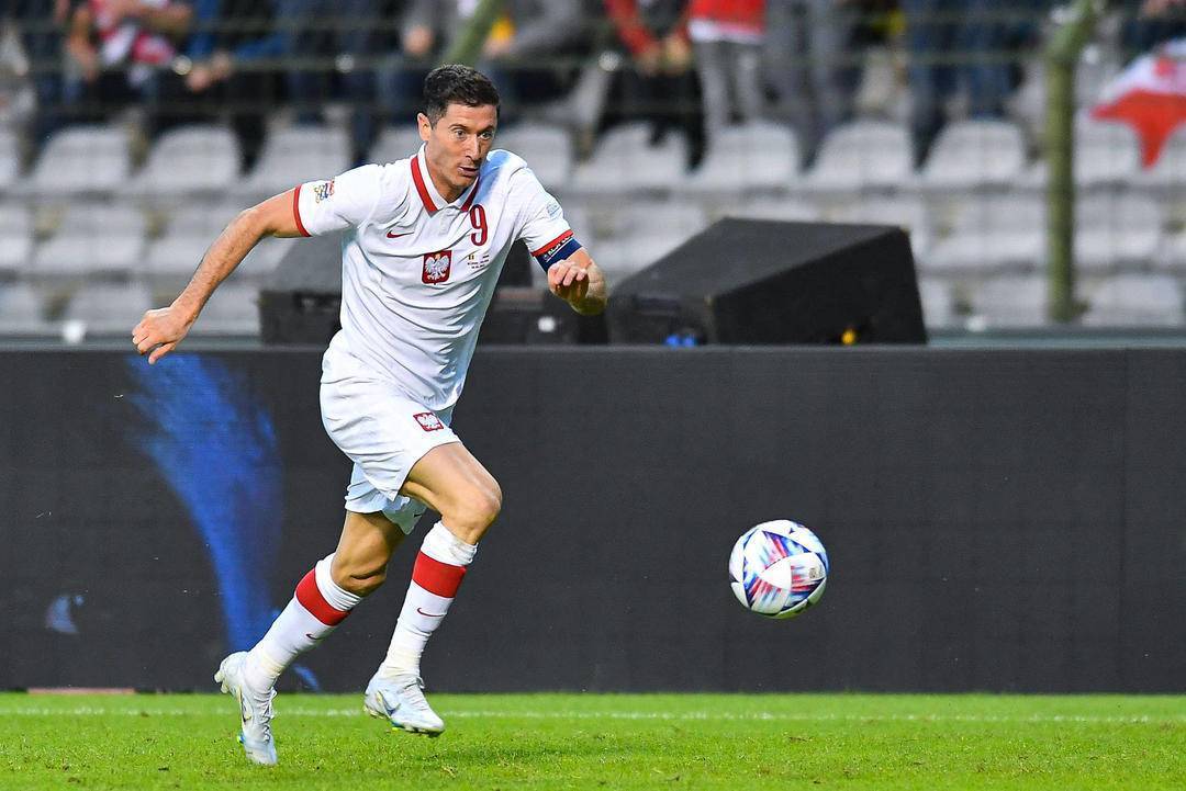 爱游戏官方入口-包含捷克华沙提升分数，尤文图斯铸就辉煌的词条