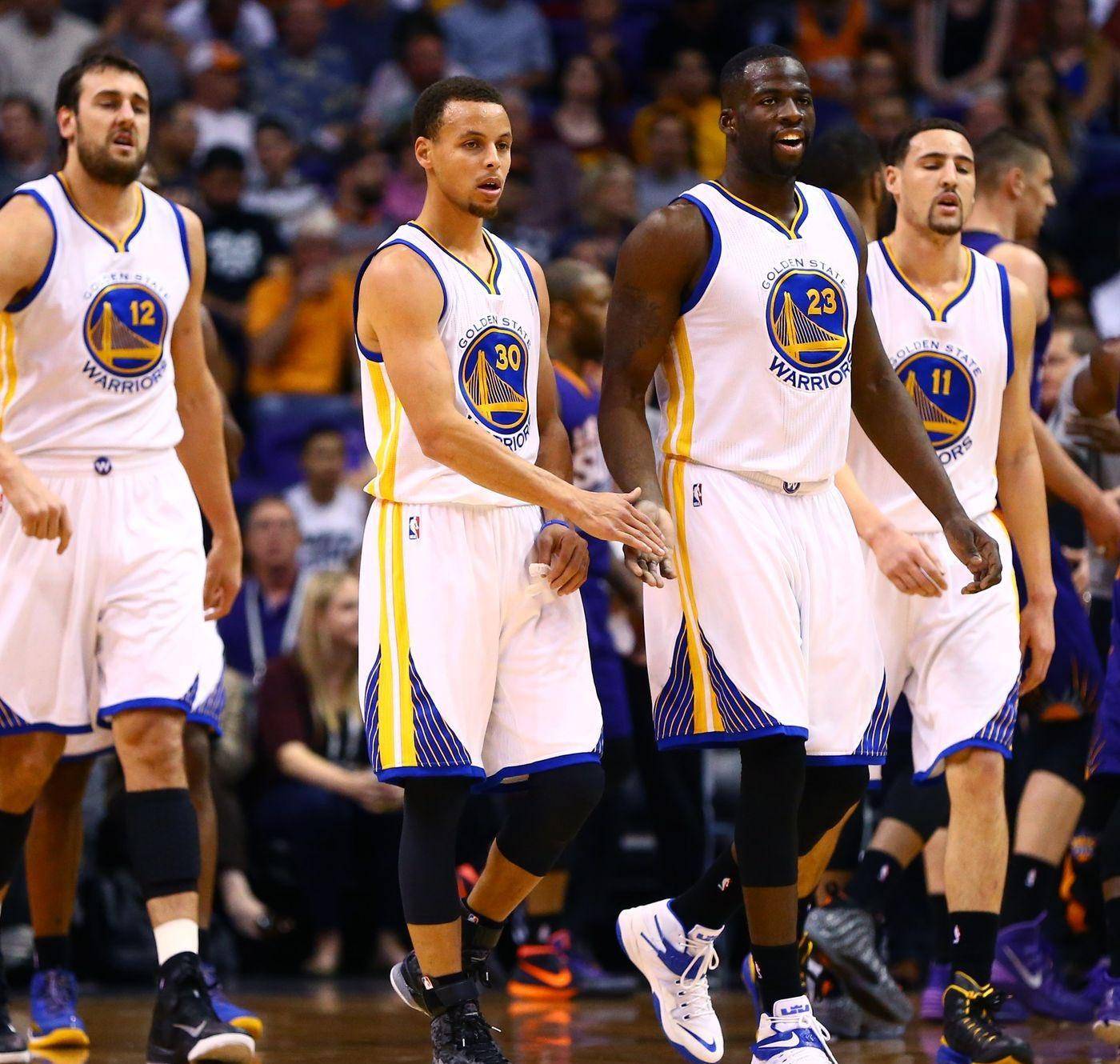 勇士队球员表现稳定,客场击败骑士队 勇士队球员表现稳定,客场击败骑士队