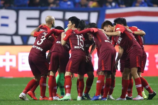 爱游戏在线-重庆斯威主场不敌河北华夏幸福，遭遇失利的简单介绍