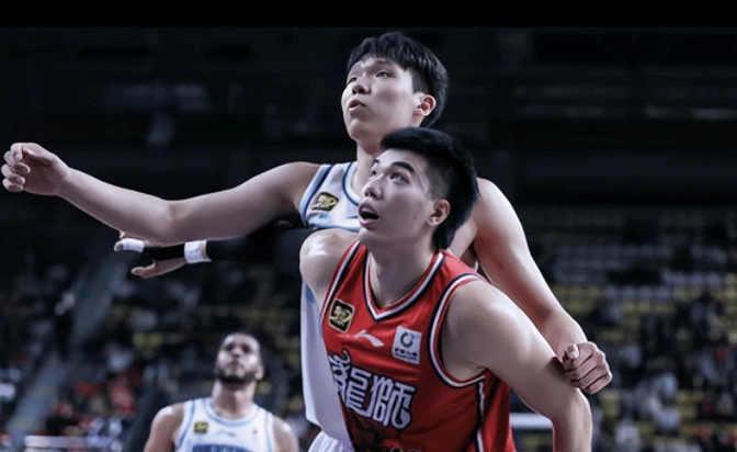 青岛队客场逆袭,晋级大赛决赛 青岛队客场逆袭,晋级大赛决赛