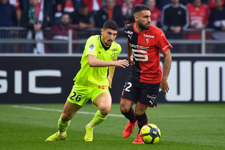 爱游戏官网-包含里尔险胜马赛，积分榜上逐渐逼近领头羊的词条