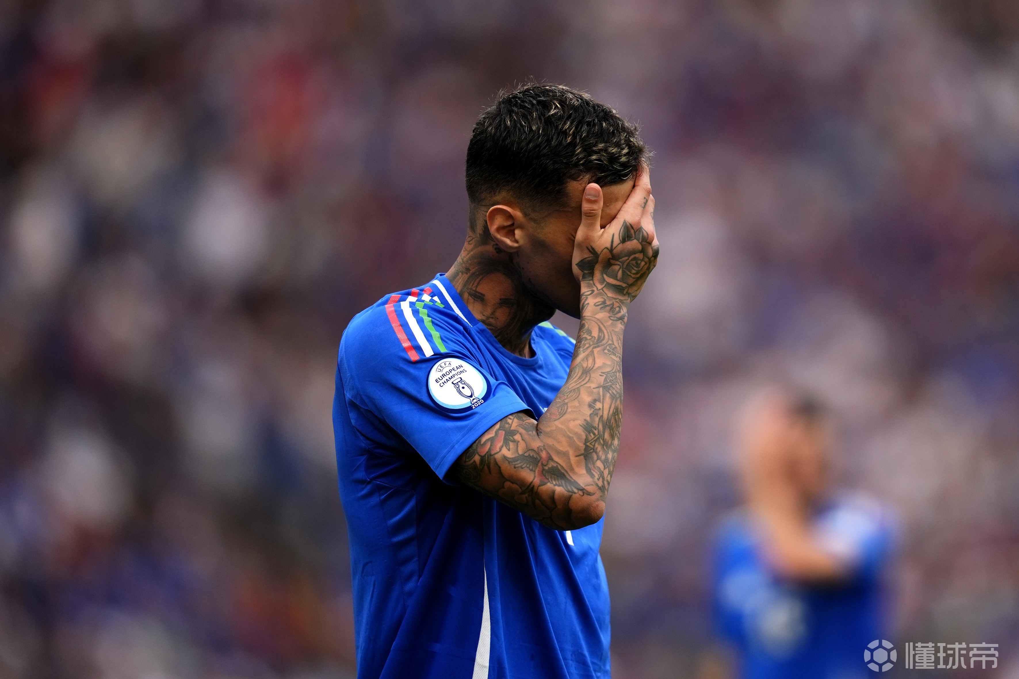 意大利联赛球员硬战争夺胜利 意大利联赛球员硬战争夺胜利