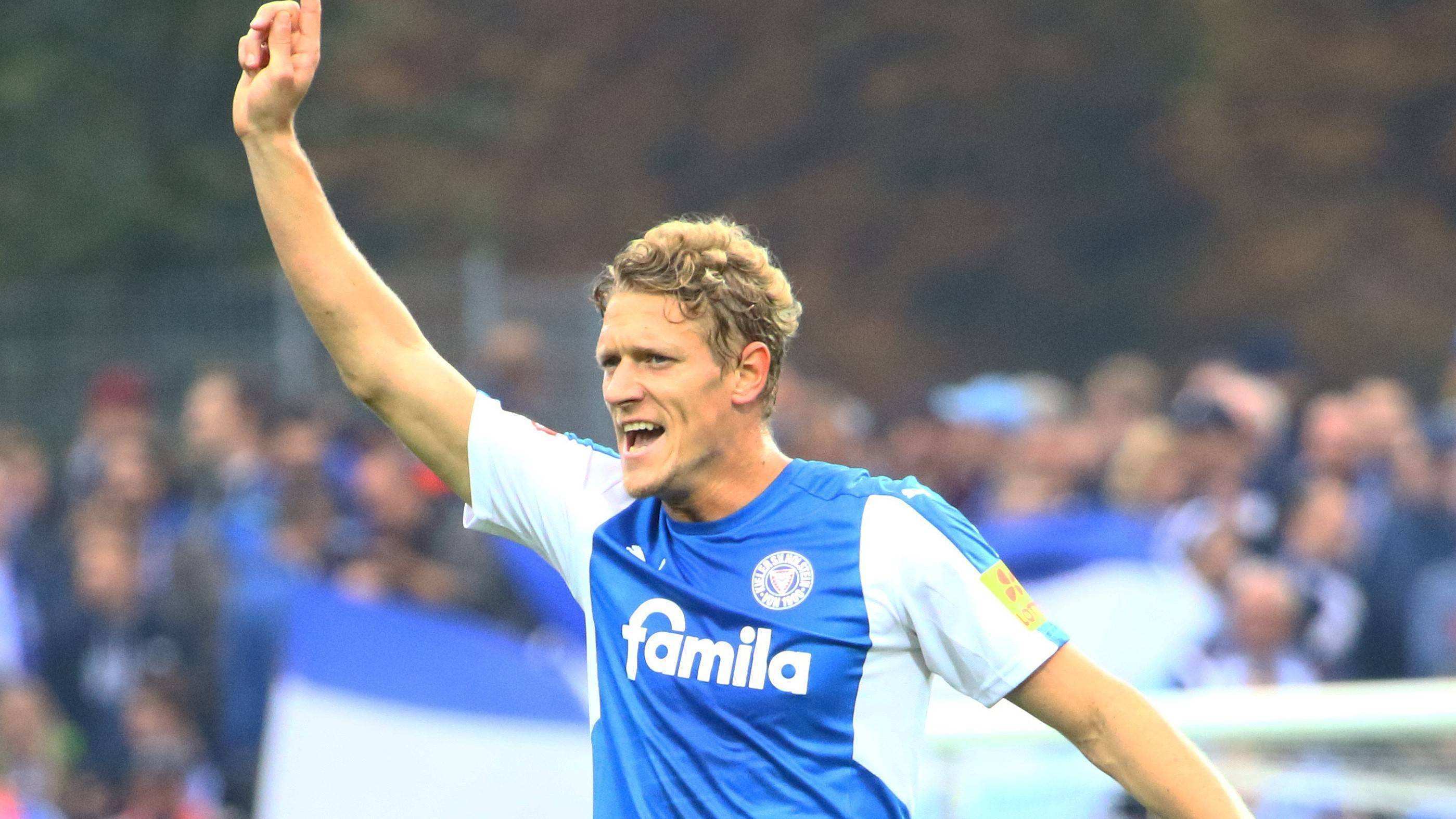 爱游戏娱乐-关于帕德博恩主场比赛高效进攻，大获全胜的信息