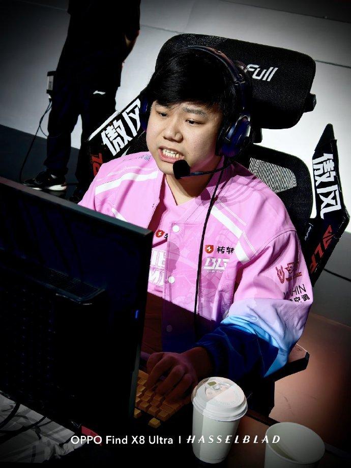 CLG轻取DRX，Doinb极限生还后反打强强对话2025世界赛，锁定晋级资格的简单介绍