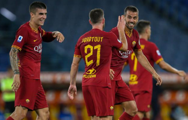 爱游戏官网-维罗纳取胜关键战，小组竞争日趋激烈