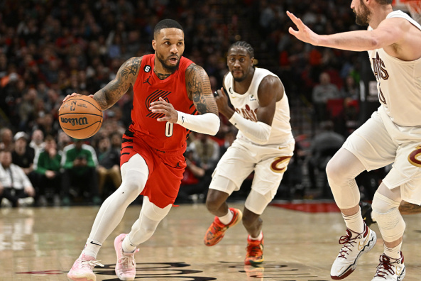 开拓者遭连败,利拉德神来之笔暂时无效 开拓者遭连败,利拉德神来之笔暂时无效