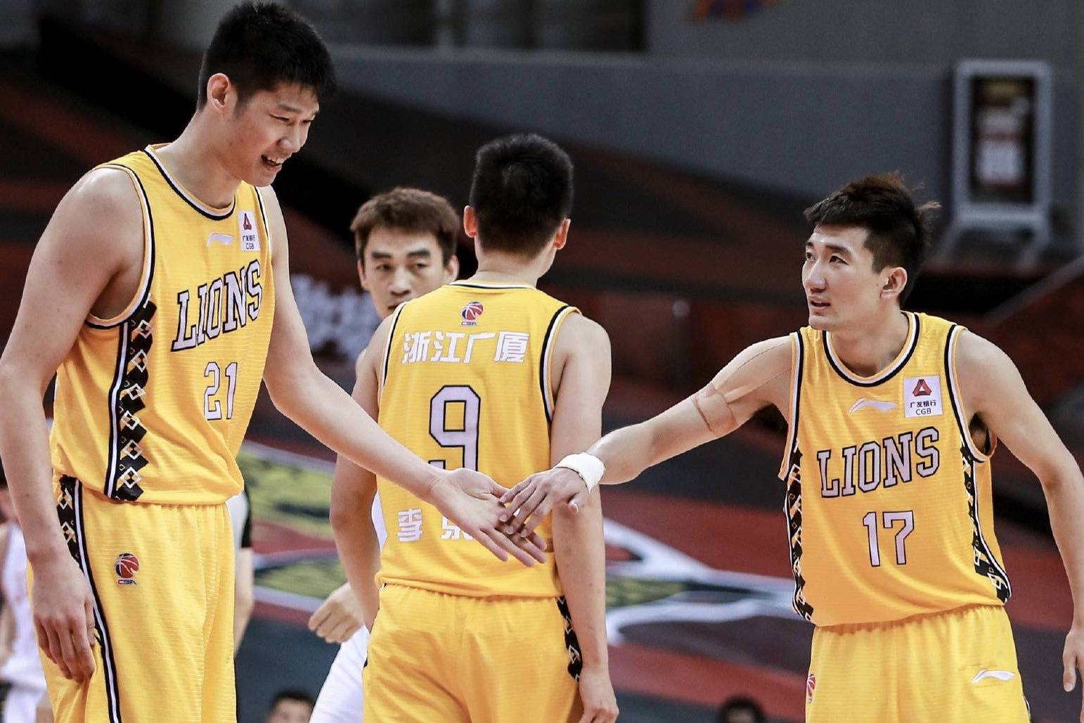 关于山东队逆转广东队,胡金秋高光表现的信息 关于山东队逆转广东队,胡金秋高光表现的信息